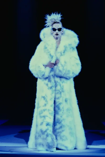 Look 49